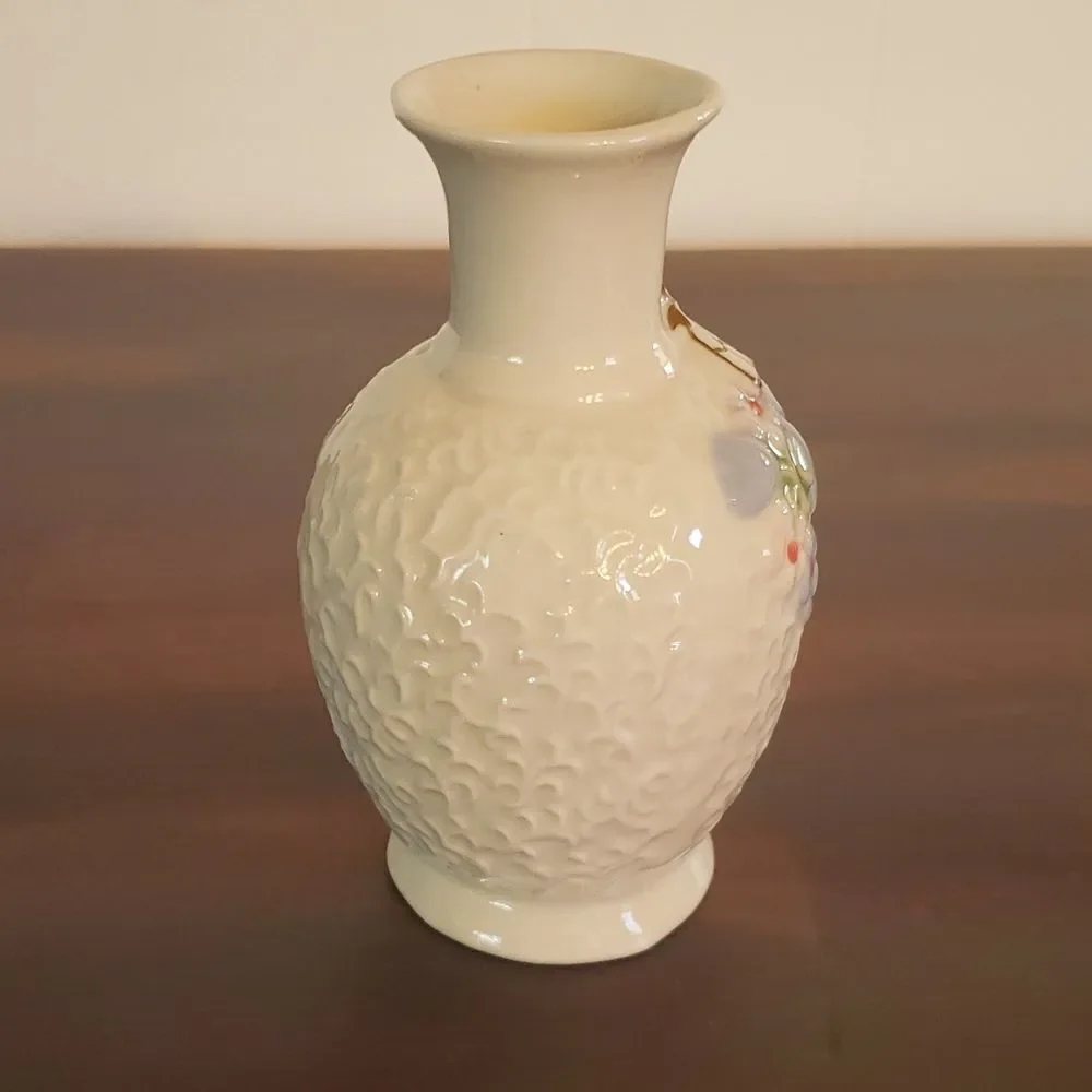 Pretty Vintage Porcelain Floral Butterfly Bud Vase with Gold Trim - Picture 2 of 10